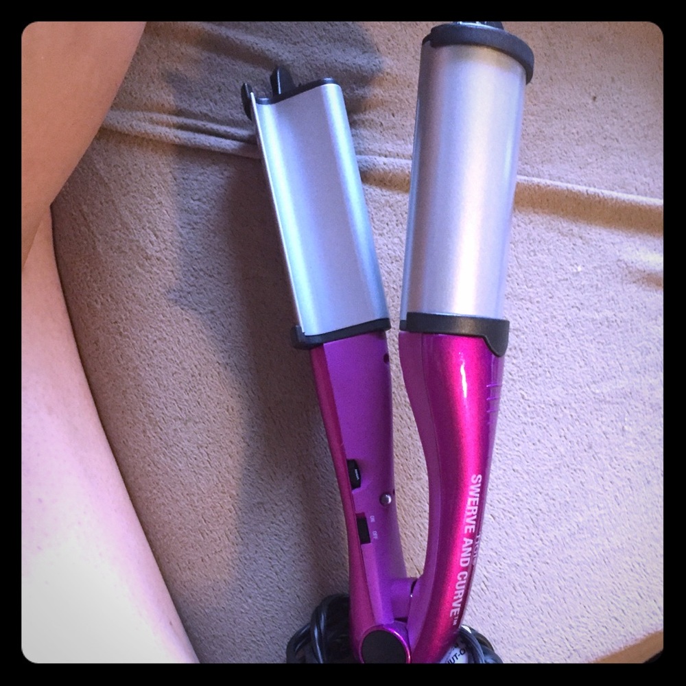 Bead head swerve and curve waver and wand